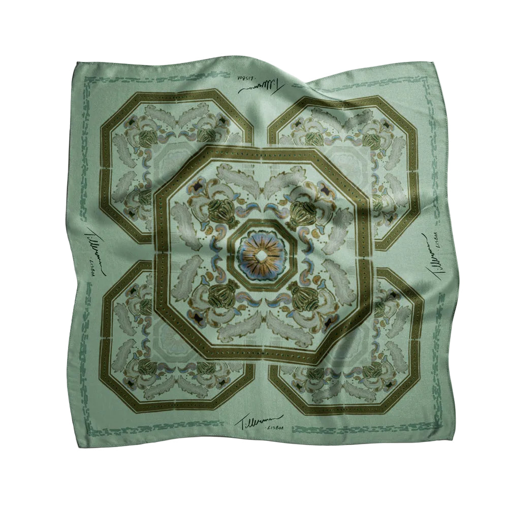 Product image of the senhora do monte foulard in green